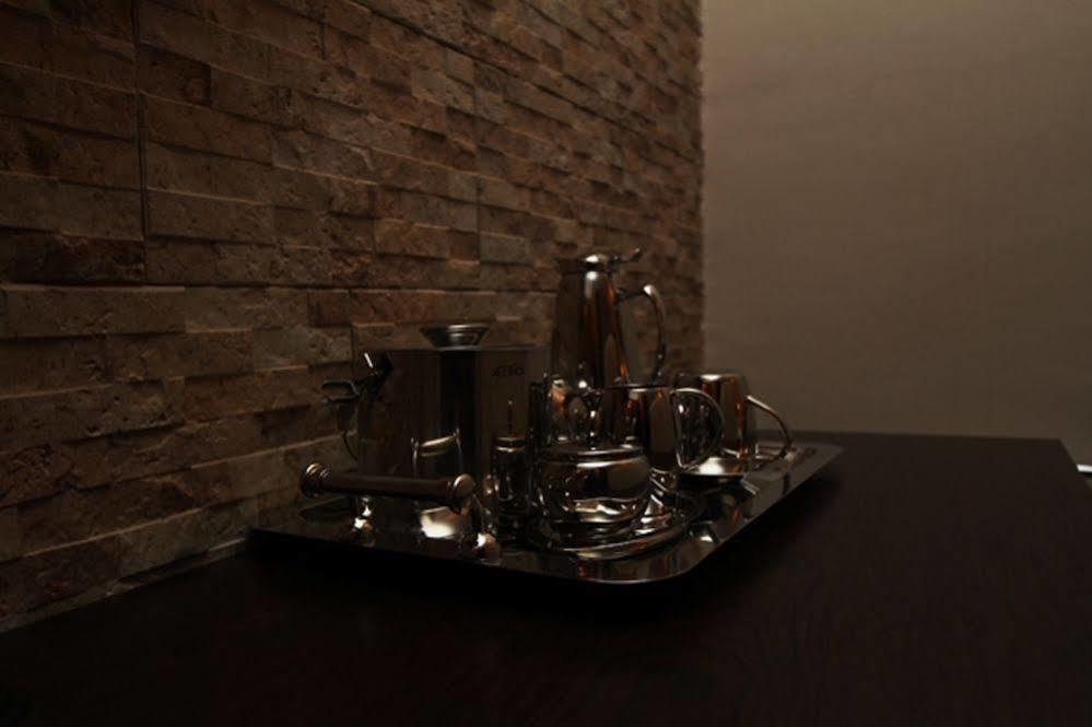 Fryburg Suites Aliayabiagba 外观 照片